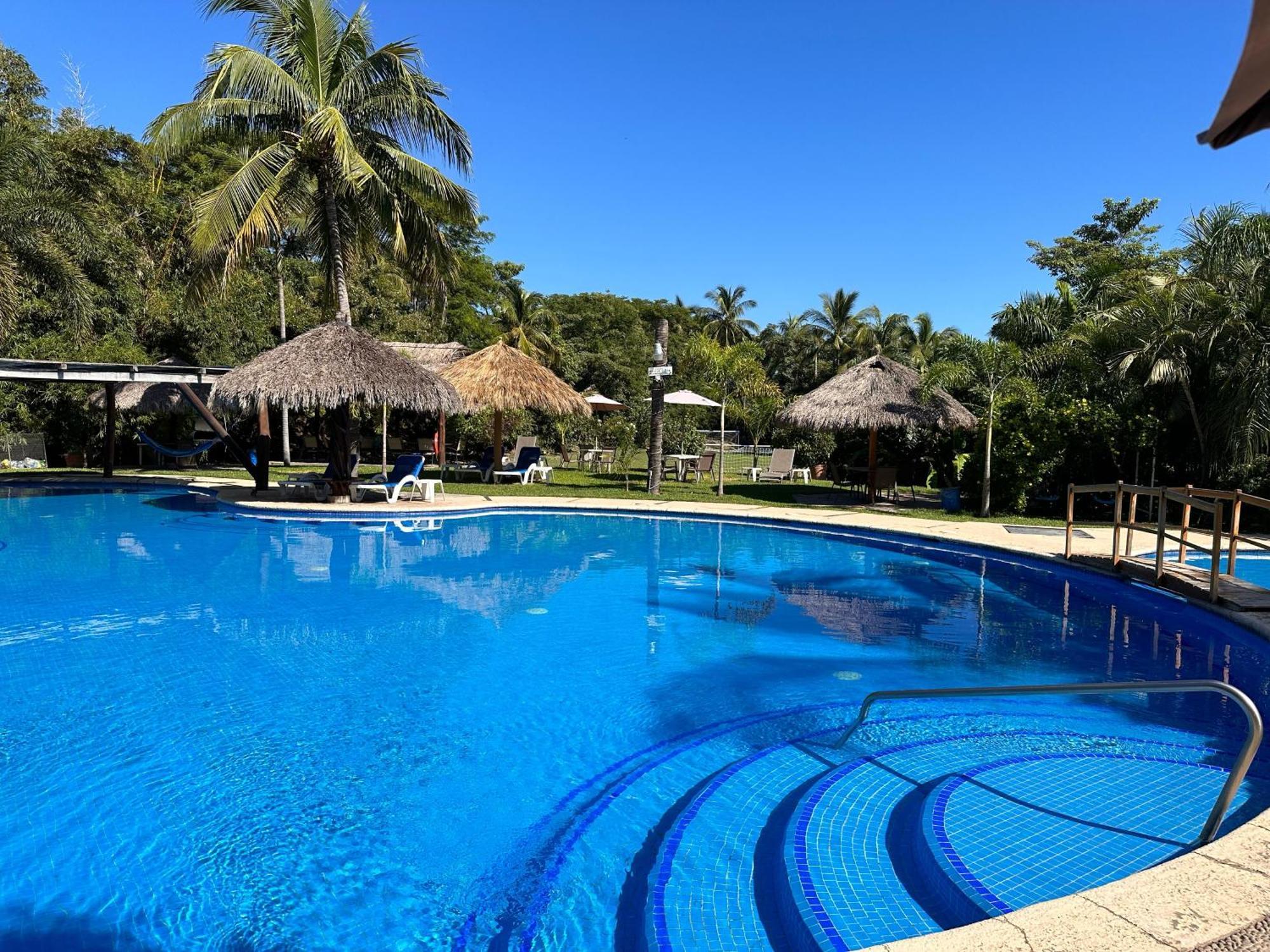 Hotel Hacienda De Melaque ซาน พาทริชิโอ เมลาเก ภายนอก รูปภาพ