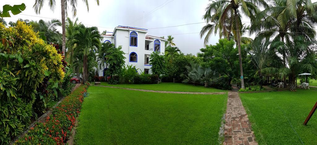 Hotel Hacienda De Melaque ซาน พาทริชิโอ เมลาเก ภายนอก รูปภาพ